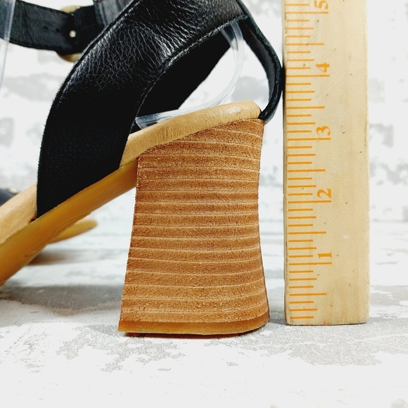 NEW Born Tahlia Black Leather Open Toe Ankle Strap Block Heel Sandals M760 - Picture 8 of 13